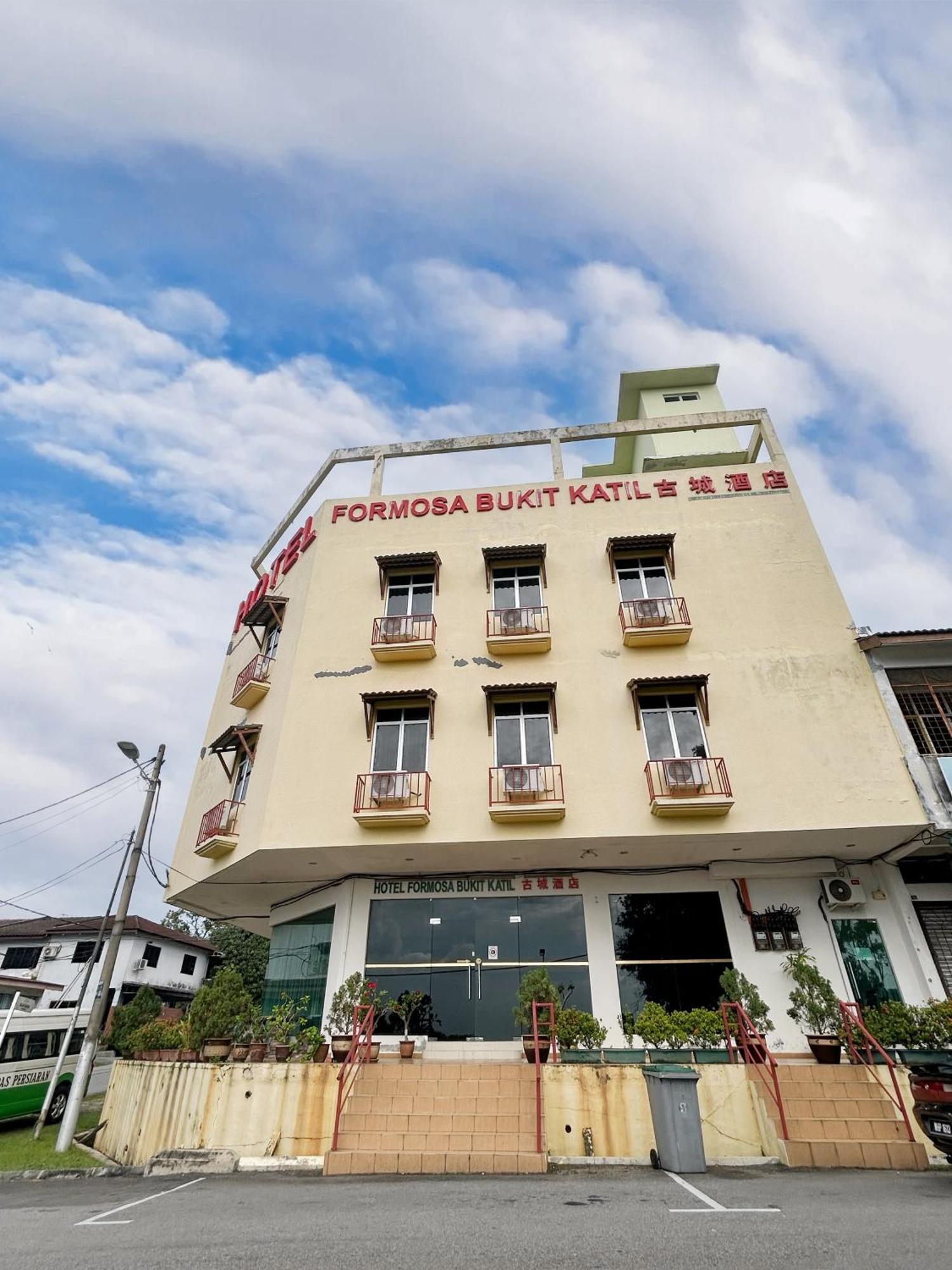 Hotel Formosa Bukit Katil Kampong Bukit Katil Esterno foto